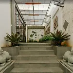 Urbanest Inn House Slipi